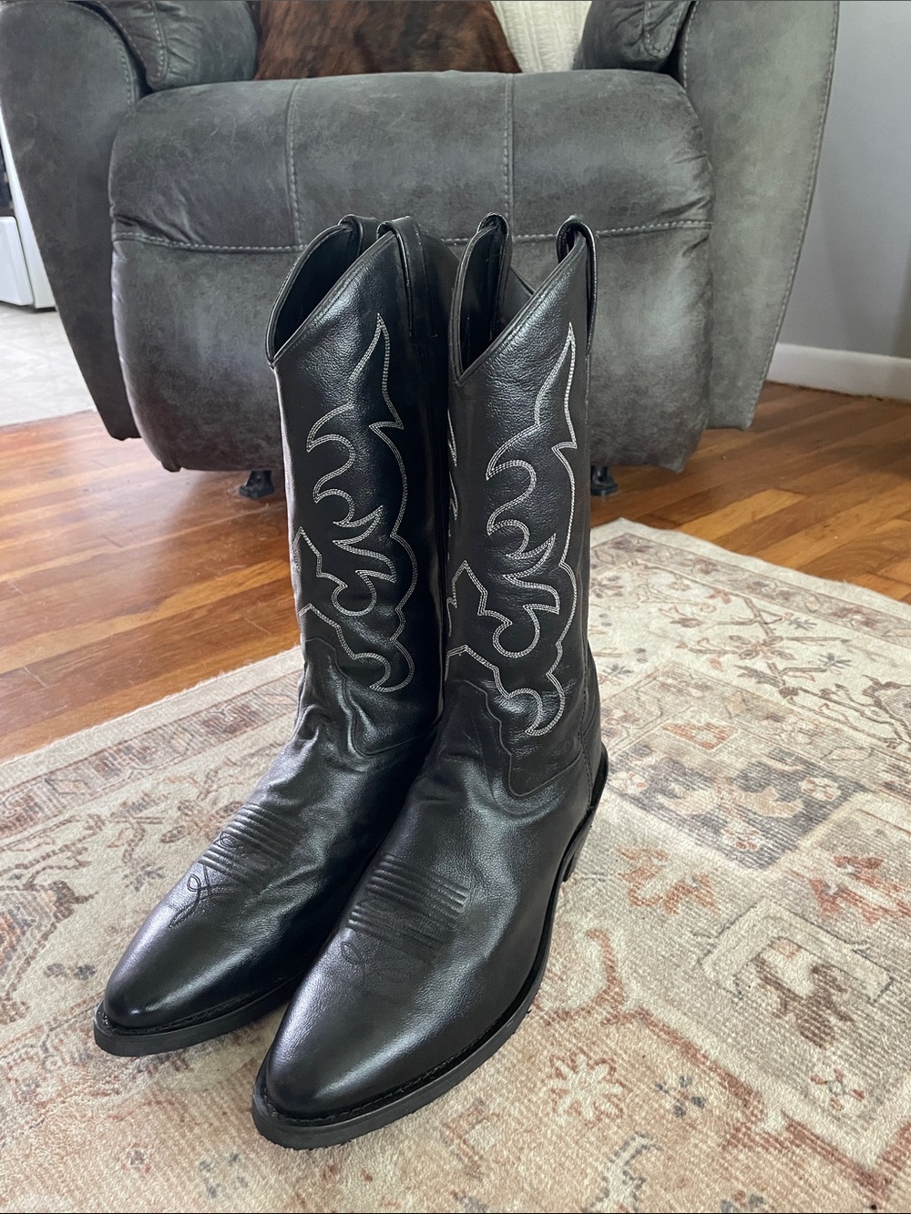 Old West Black Cowboy Boots with Gray Stitching
